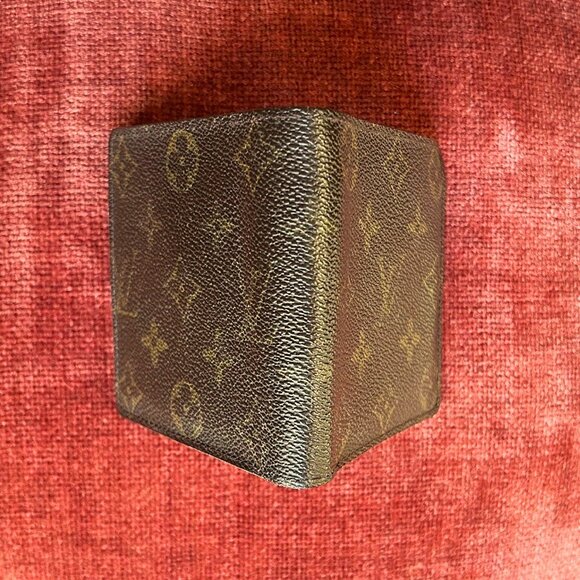 LOUIS VUITTON Monogram Marco Wallet - Picture 2 of 8
